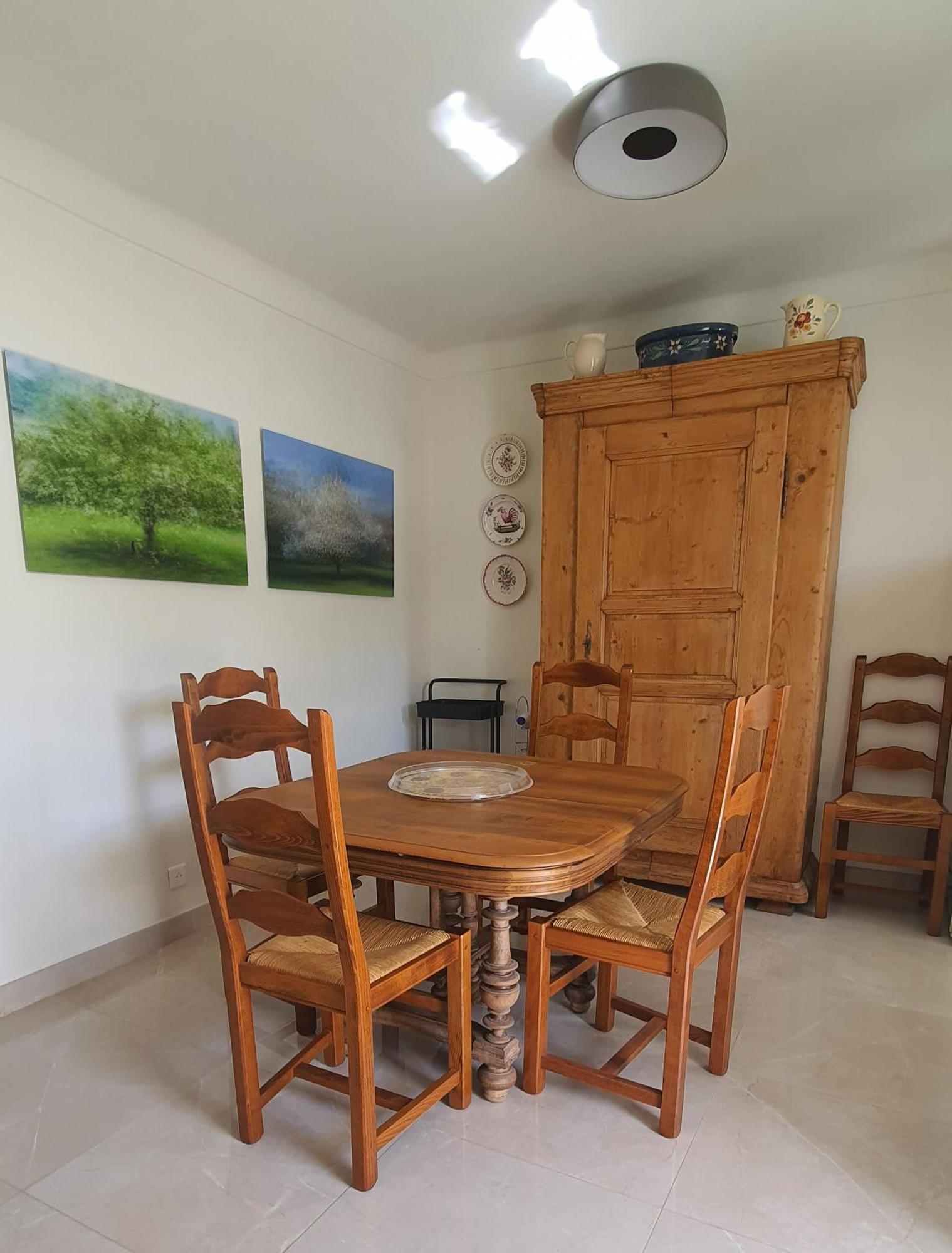 Charmant Appartement En Rez De Jardin Sartène Eksteriør billede
