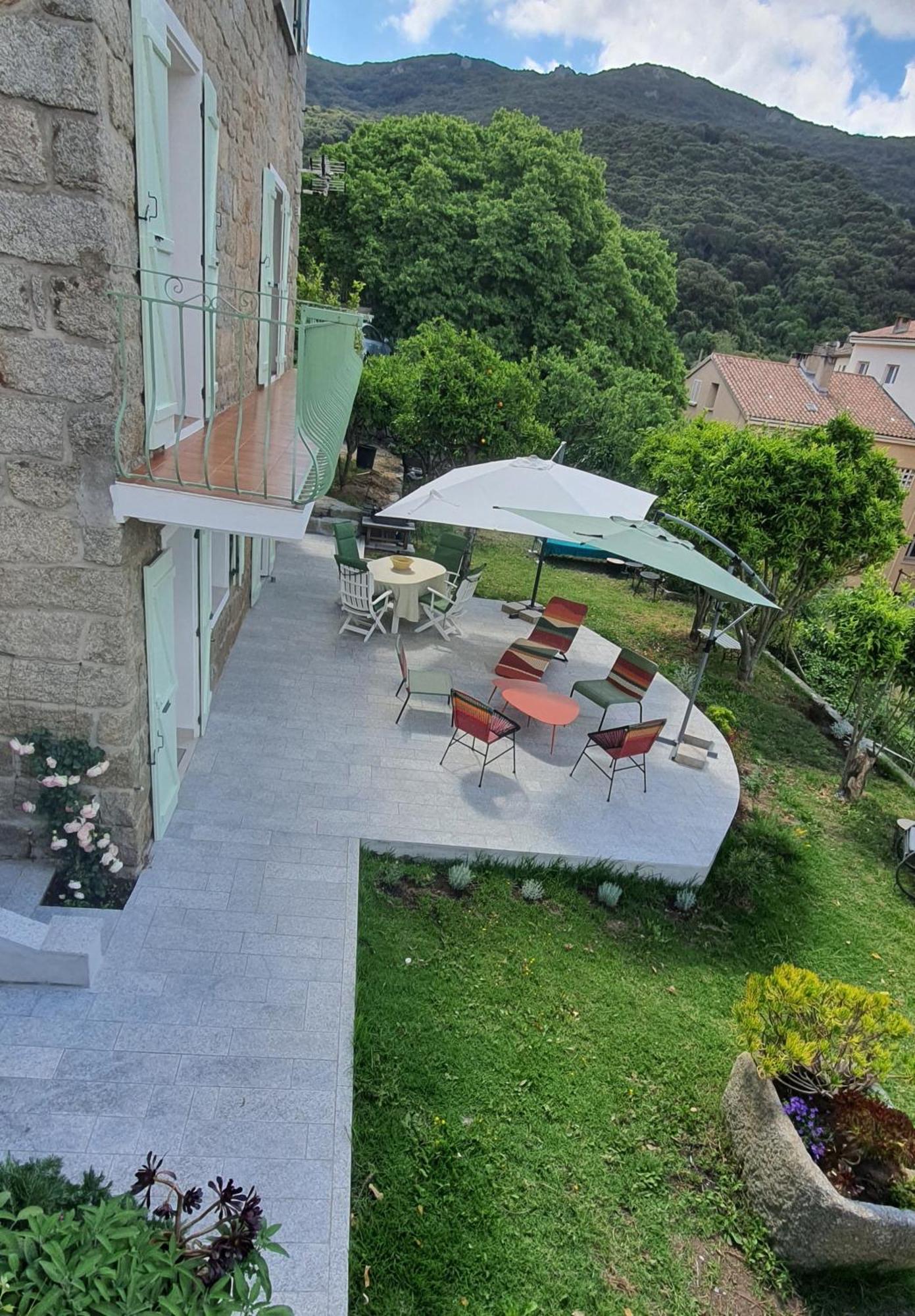 Charmant Appartement En Rez De Jardin Sartène Eksteriør billede